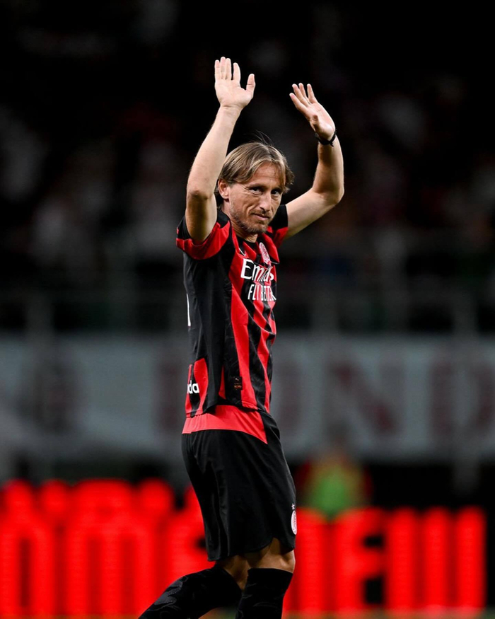 雷速-关于国际比赛日欧超杯焦点战，AC米兰豪取连胜，球迷炸锅，年轻球员得到机会的信息