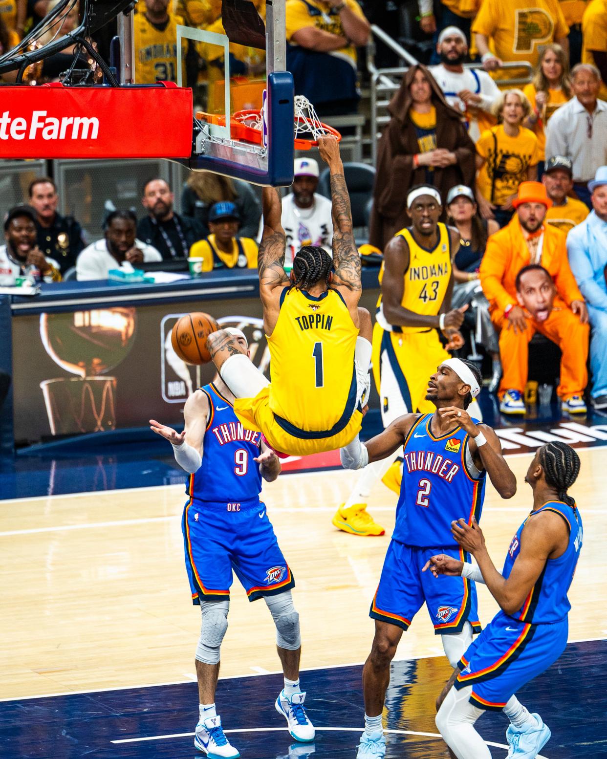 雷速-关于丹佛掘金迎NBA常规赛关键赛；关键时刻伤情更新；悬念犹存；阵容厚度经受考验的信息